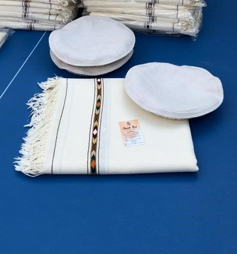 7-Rangi Border | 550 gm | Swati Woolen Shawl