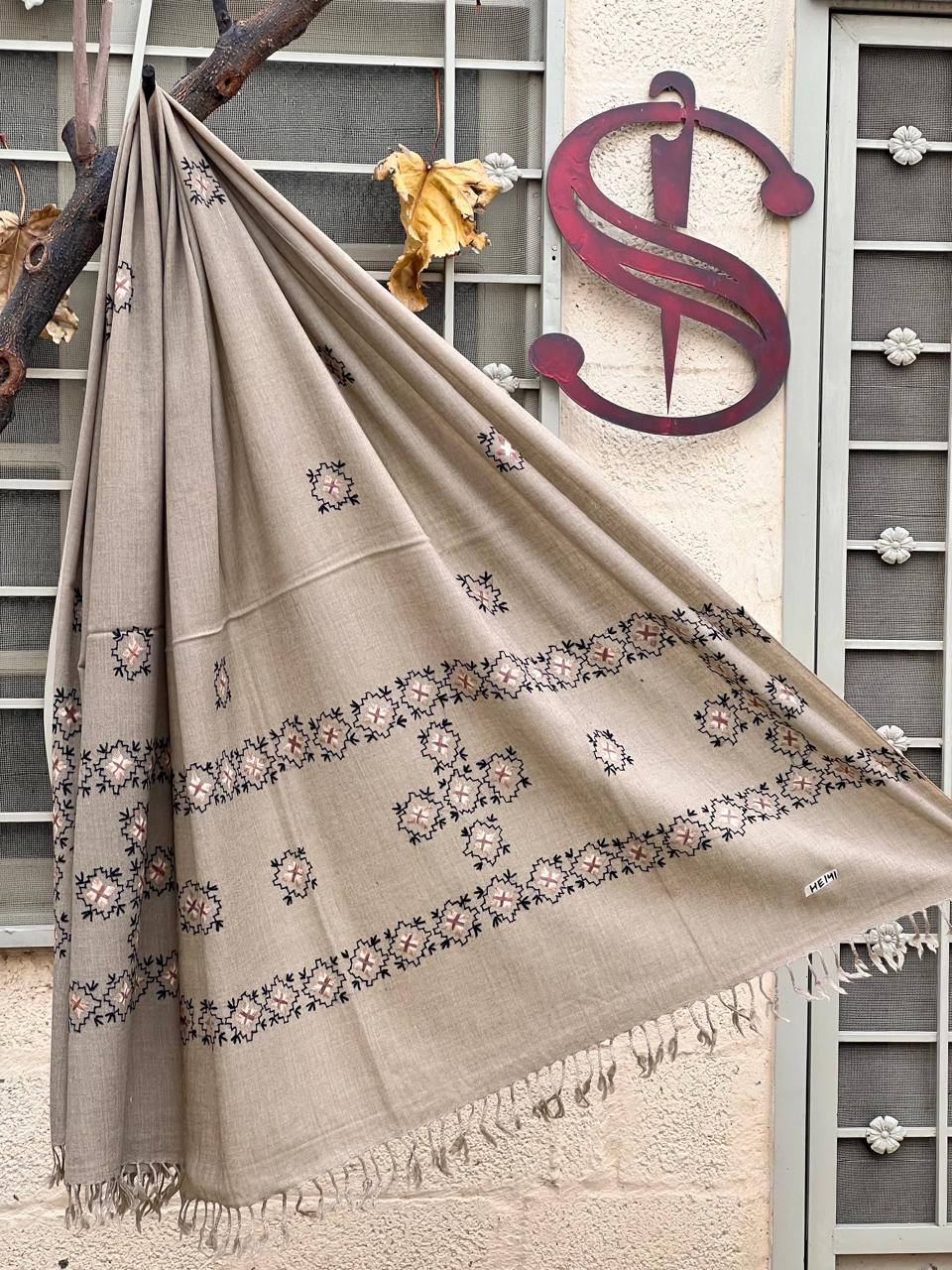 Swati Shawls | Hand Embroidery | HE141