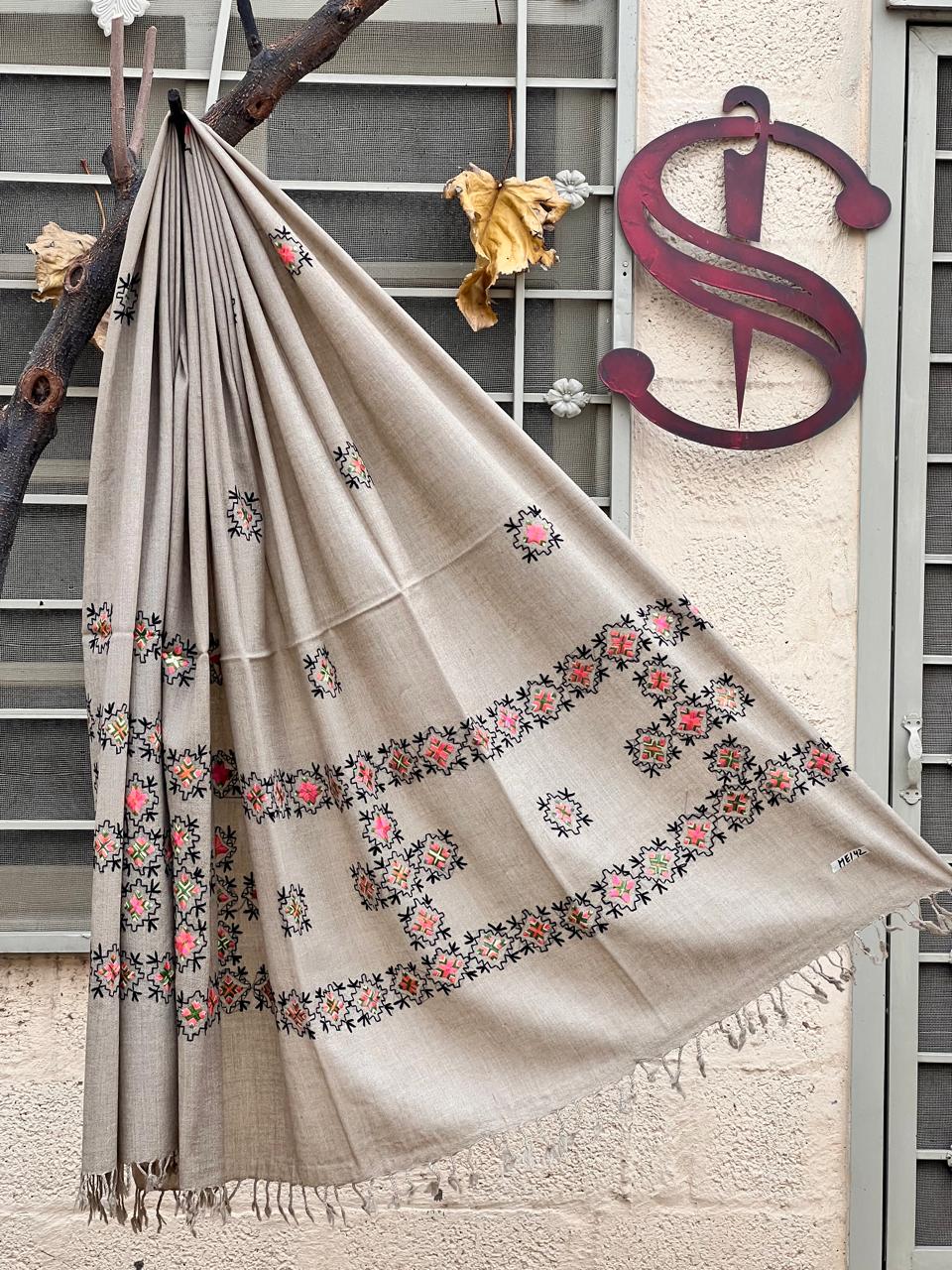 Swati Shawls | Hand Embroidery | HE142