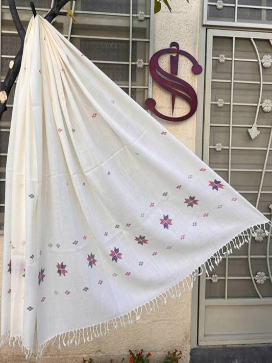 KKW01 | Ladies White Khaddi Embroidery Swati Woolen Shawl